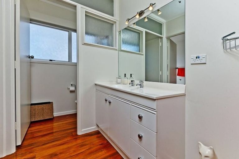 Photo of property in 1/167 Stredwick Drive, Torbay, Auckland, 0630