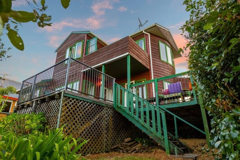 Photo of property in 22 Philomel Crest, Welcome Bay, Tauranga, 3112