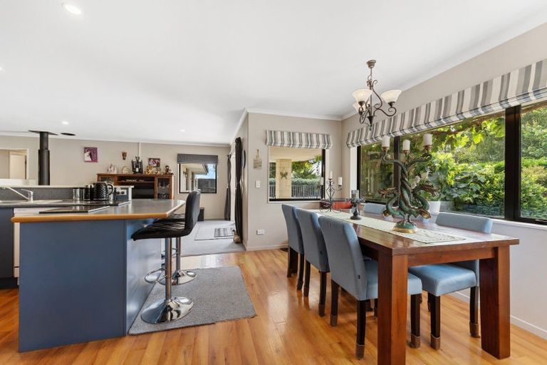 Photo of property in 18 Calvandra Grove, Rangiora, 7400