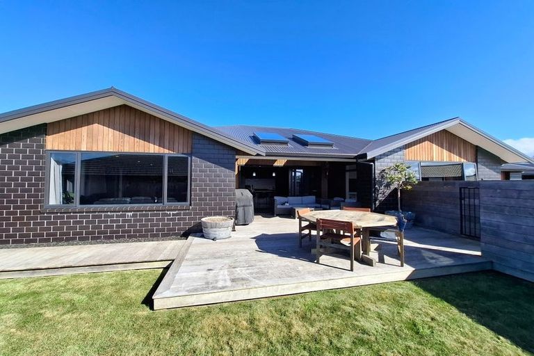 Photo of property in 5 Wheki Lane, Inglewood, 4330