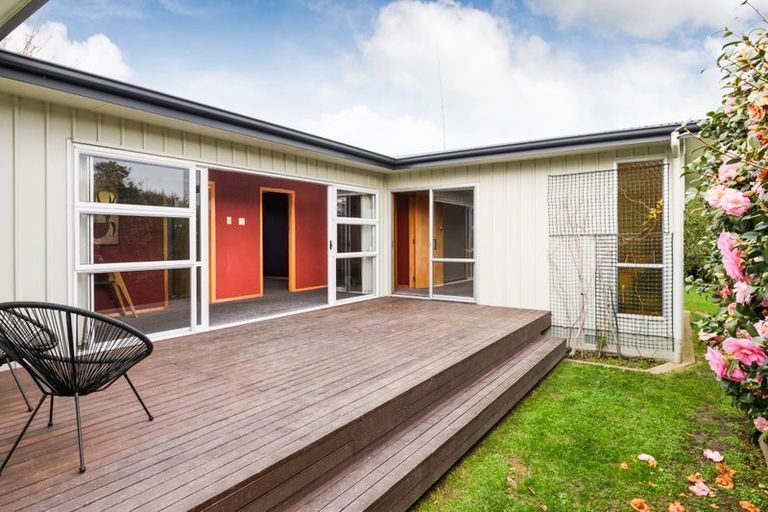 Photo of property in 11 Heatley Avenue, Hokowhitu, Palmerston North, 4410