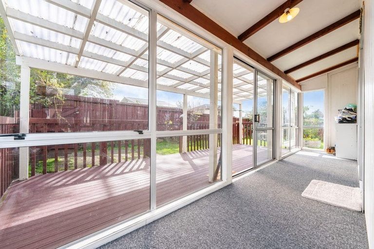 Photo of property in 1/255 Swanson Road, Henderson, Auckland, 0610