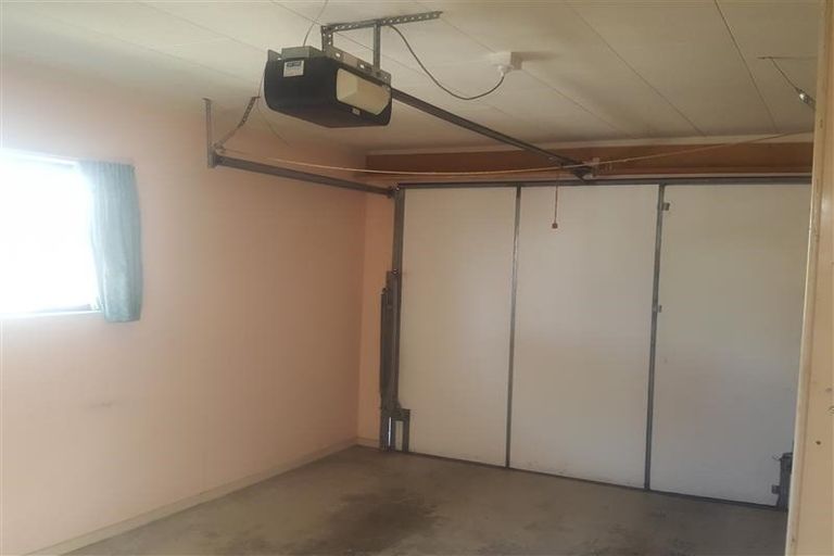 Photo of property in 245-247 Courtenay Street, Strandon, New Plymouth, 4312