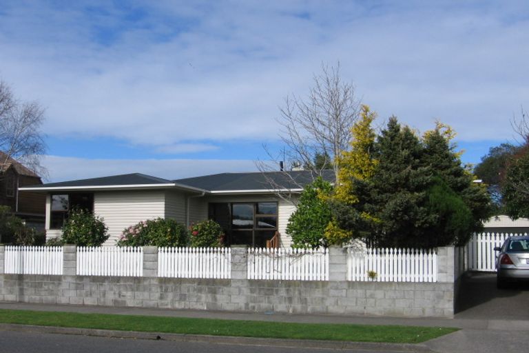 Photo of property in 10 Dittmer Drive, Awapuni, Palmerston North, 4412