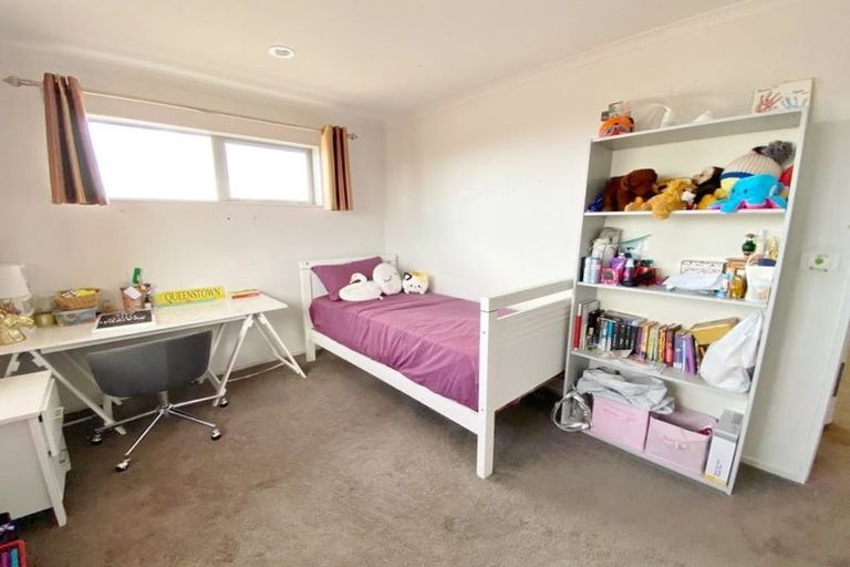 Photo of property in 6 Sauvignon Avenue, Ranui, Auckland, 0612