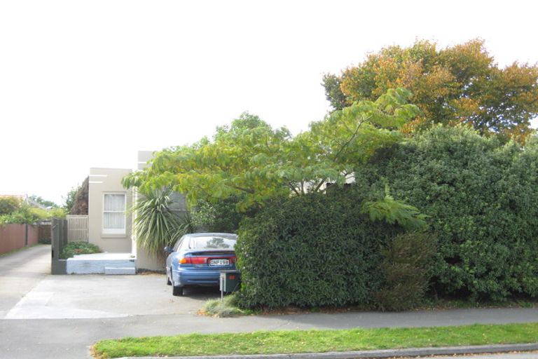 Photo of property in 1/82 Racecourse Road, Sockburn, Christchurch, 8042