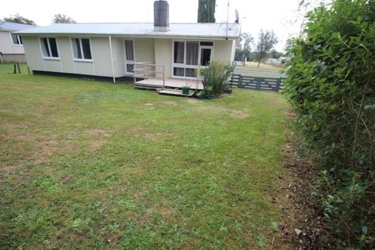 Photo of property in 5 Thompson Street, Tokoroa, 3420