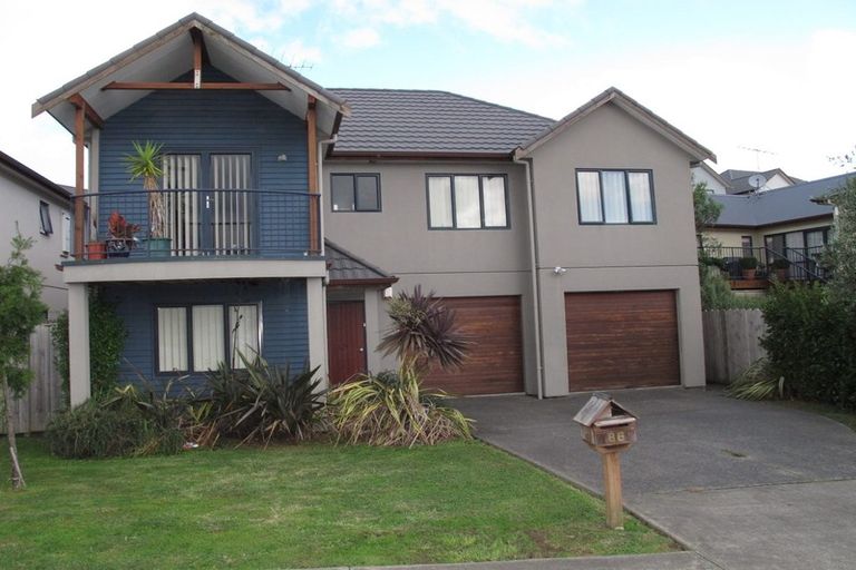 Photo of property in 86 Fields Parade, Oteha, Auckland, 0632