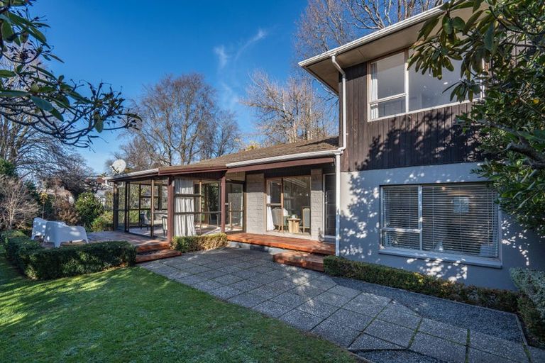 Photo of property in 94a Clyde Road, Ilam, Christchurch, 8041