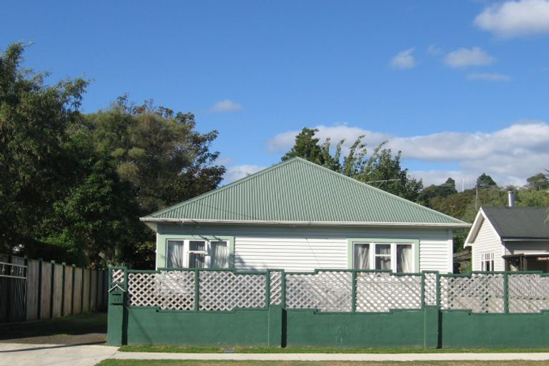 Photo of property in 14 Exchange Street, Ebdentown, Upper Hutt, 5018