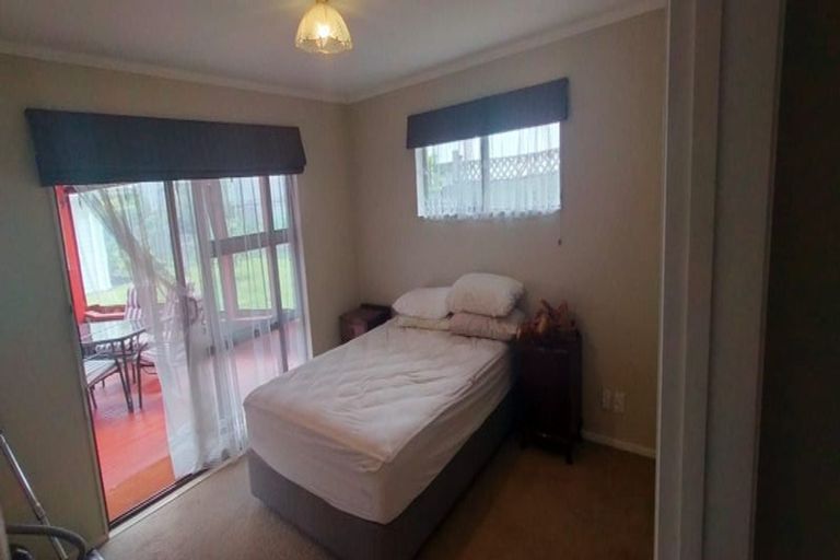 Photo of property in 43 Barnhill Crescent, Pahurehure, Papakura, 2113