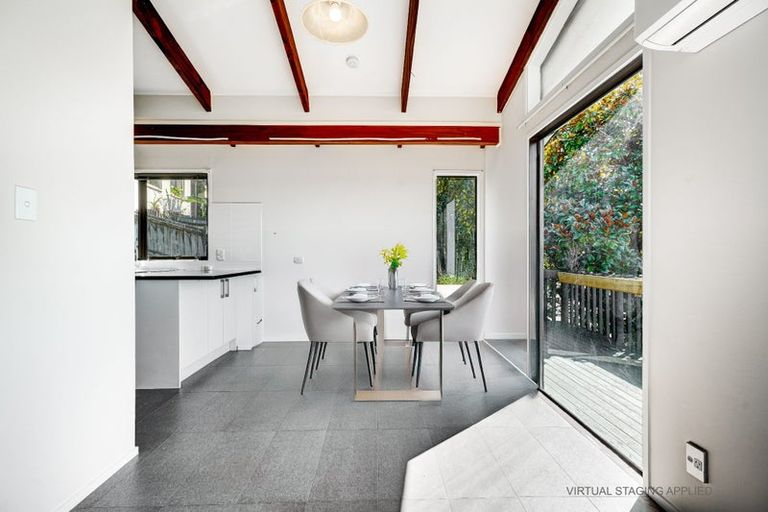 Photo of property in 29 Noeleen Street, Glenfield, Auckland, 0629