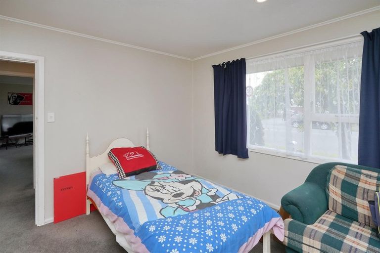 Photo of property in 182 Kendal Avenue, Burnside, Christchurch, 8053