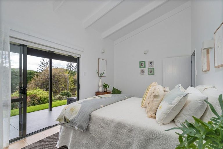 Photo of property in 32 Julian Road, Onemana, Whangamata, 3691