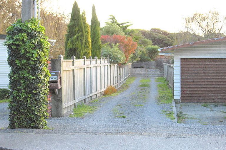 Photo of property in 43 Leinster Avenue, Raumati South, Paraparaumu, 5032