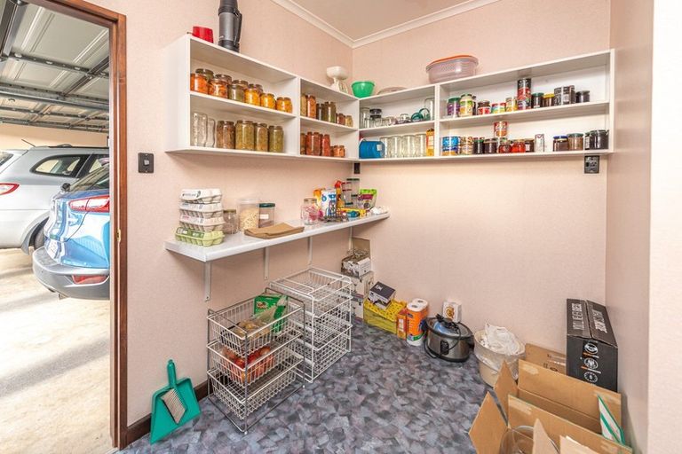 Photo of property in 4 Warwick Place, Springvale, Whanganui, 4501