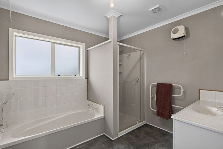 Photo of property in 156 King Road, Inglewood, 4386