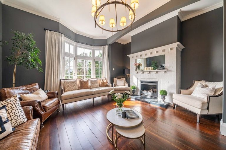 Photo of property in 33 Wairere Road, Belmont, Lower Hutt, 5010