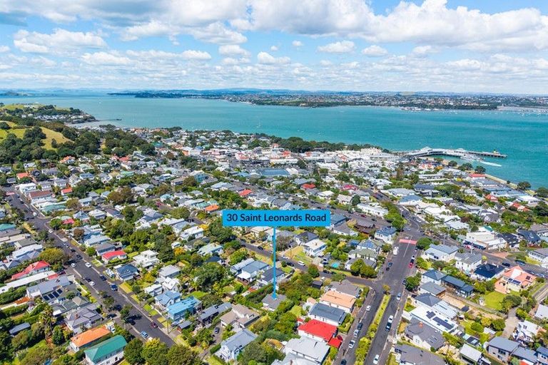 Photo of property in 30 Saint Leonards Road, Devonport, Auckland, 0624