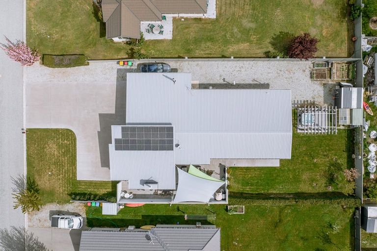 Photo of property in 15 De Bettencor Place, Mount Pisa, Cromwell, 9383