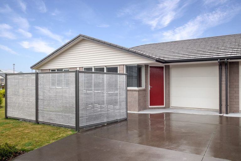 Photo of property in Waterview Estate, 86/4 Greystone Place, Omokoroa, 3114