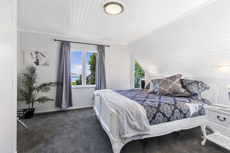 Photo of property in 29 The Track, Plimmerton, Porirua, 5026