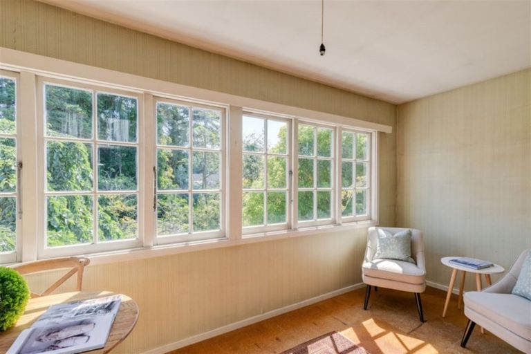 Photo of property in 27 Leinster Road, Merivale, Christchurch, 8014