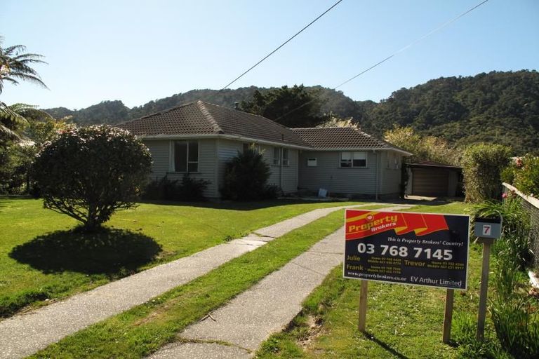 Photo of property in 7 Dupre Place, Cobden, Greymouth, 7802