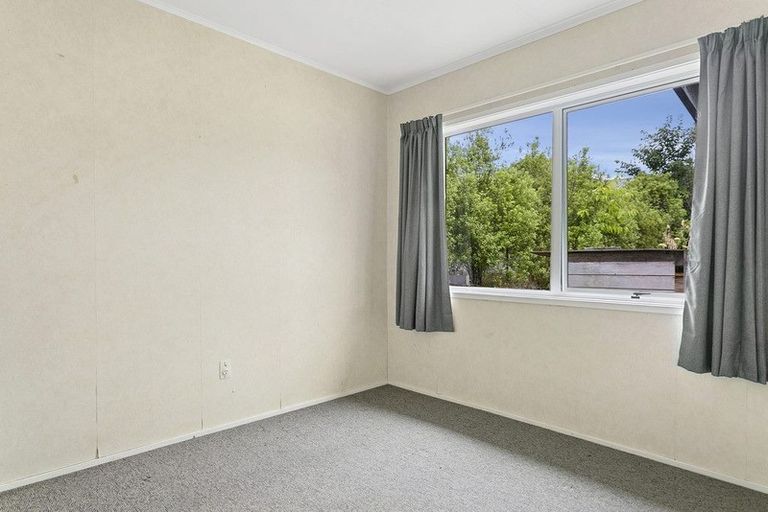 Photo of property in 9 Kinder Street, Acacia Bay, Taupo, 3330