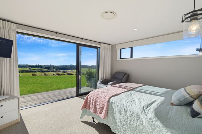 Photo of property in 35 Tapairu Road, Waipawa, 4275