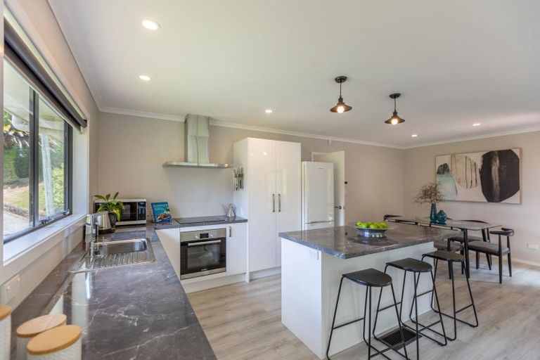 Photo of property in 5 Windsor Road, Waipawa, 4210