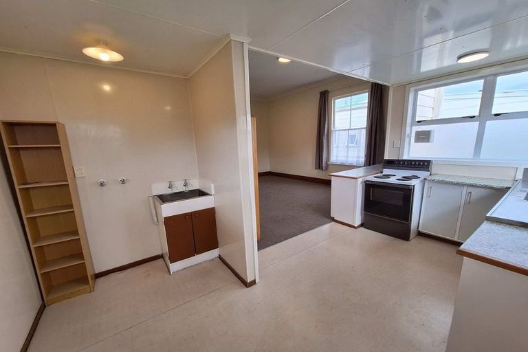 Photo of property in 219 Ferguson Street, Palmerston North, 4410