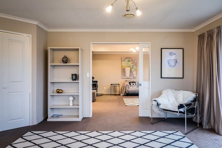 Photo of property in 9 Sunninghurst Drive, Fairfield, Dunedin, 9018