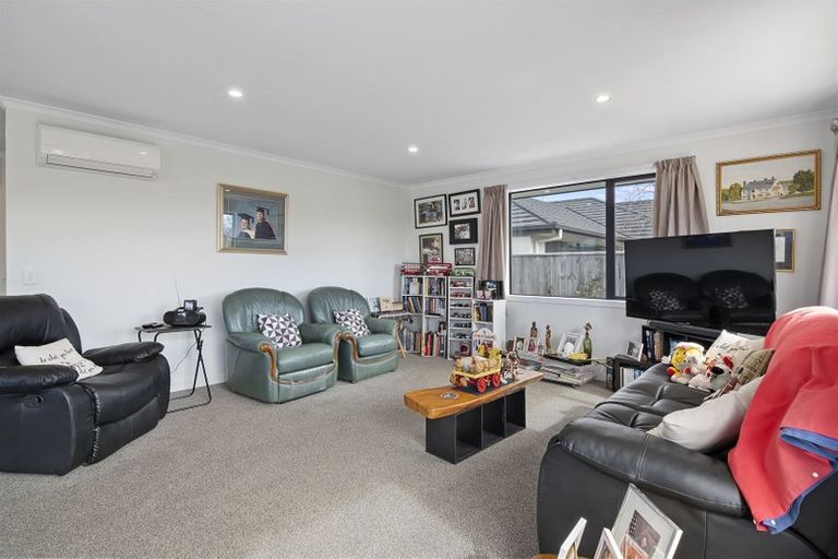 Photo of property in 2 Memorial Drive, Motueka, 7120