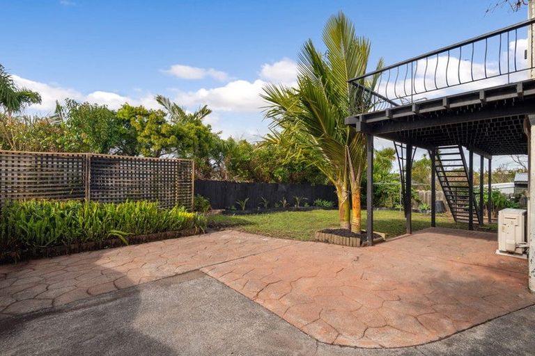 Photo of property in 2/159 Deep Creek Road, Torbay, Auckland, 0630