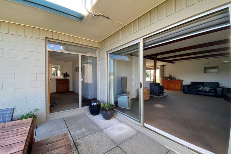 Photo of property in 1 Sarten Street, Waitara, 4320