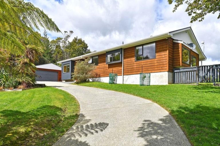 Photo of property in 1522d Akatarawa Road, Akatarawa Valley, Upper Hutt, 5372