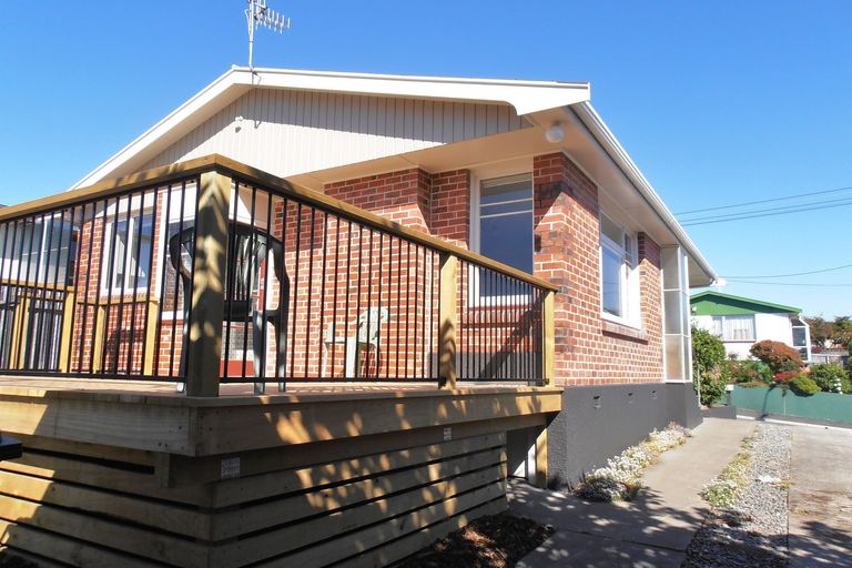 Photo of property in 25 Oxford Street, West End, Timaru, 7910