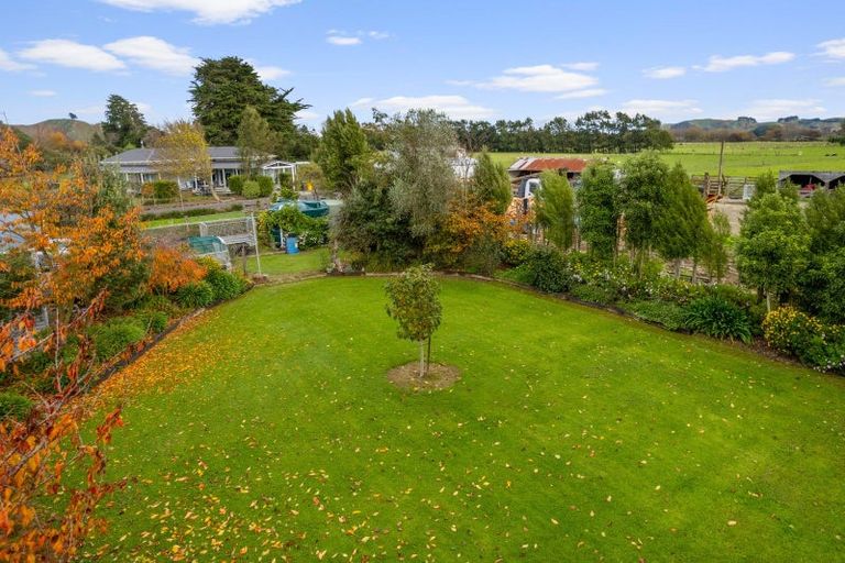 Photo of property in 65 Oparatai Road, Mangatainoka, Pahiatua, 4982