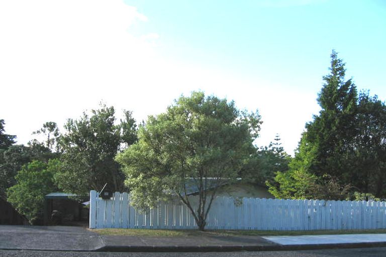Photo of property in 40 Infidel Place, Torbay, Auckland, 0630