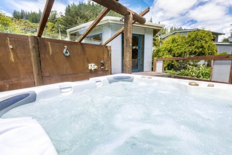Photo of property in 2021 Akatarawa Road, Akatarawa Valley, Upper Hutt, 5372