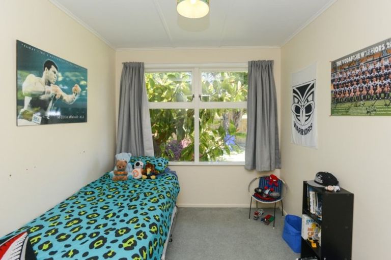 Photo of property in 79 Church Road, Taradale, Napier, 4112