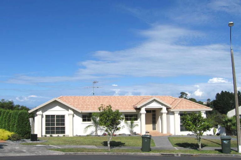 Photo of property in 11 Elsfield Place, Torbay, Auckland, 0630