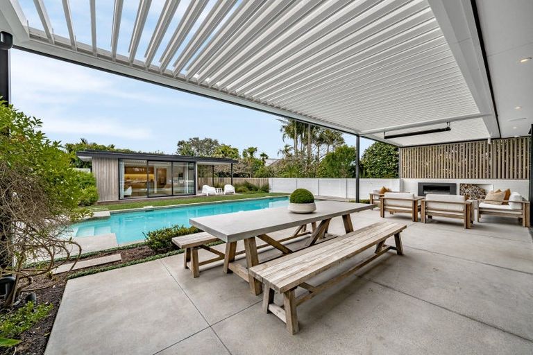 Photo of property in 106a Godden Crescent, Mission Bay, Auckland, 1071