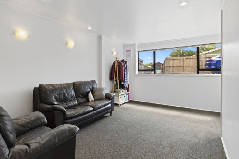 Photo of property in 182 Queen Street, Pukekohe, 2120