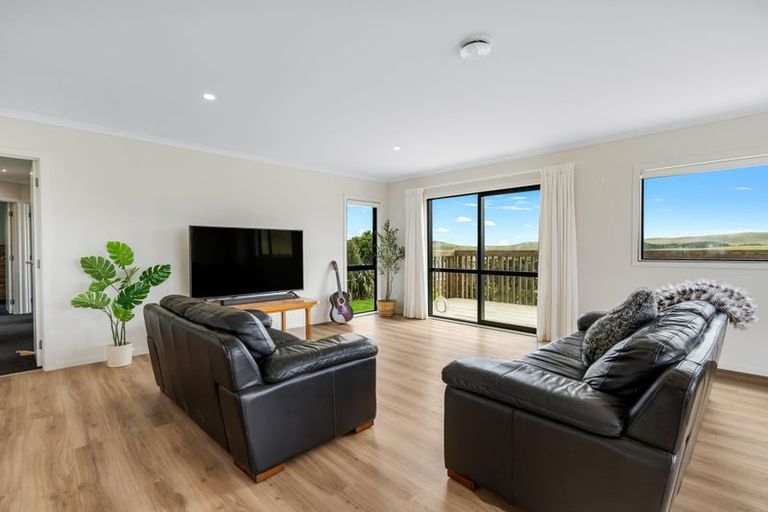 Photo of property in 4 Gillespie Drive, Baylys Beach, Dargaville, 0377