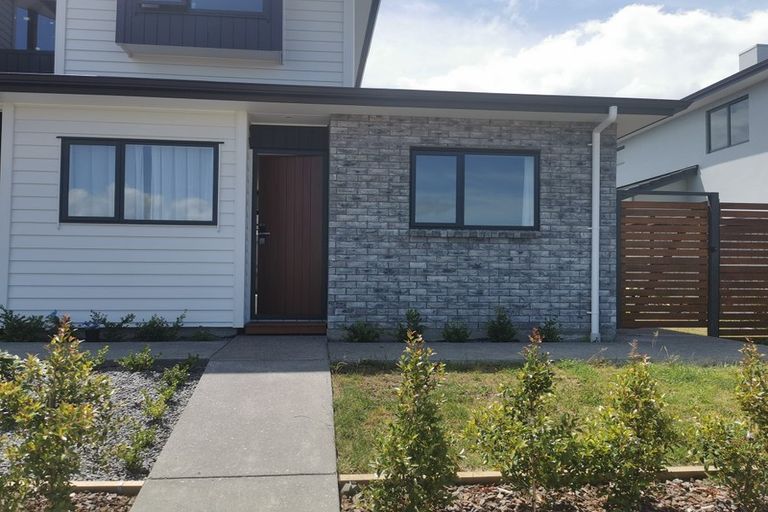 Photo of property in 16 Hapukupuku Avenue, Beachlands, Auckland, 2018