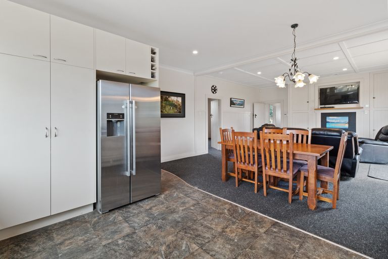 Photo of property in 247 Walton Road, Richmond Downs, Walton, 3475