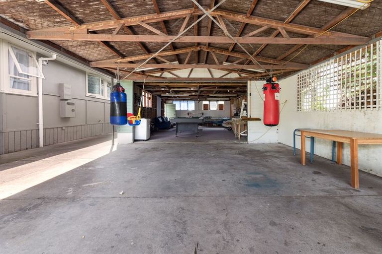 Photo of property in 19 Island View Road, Western Heights, Rotorua, 3015