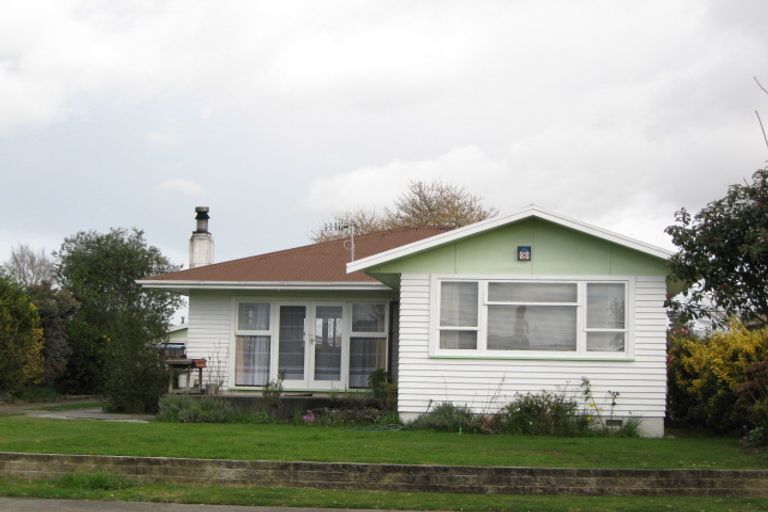 Photo of property in 13 Lipscombe Crescent, Havelock North, 4130